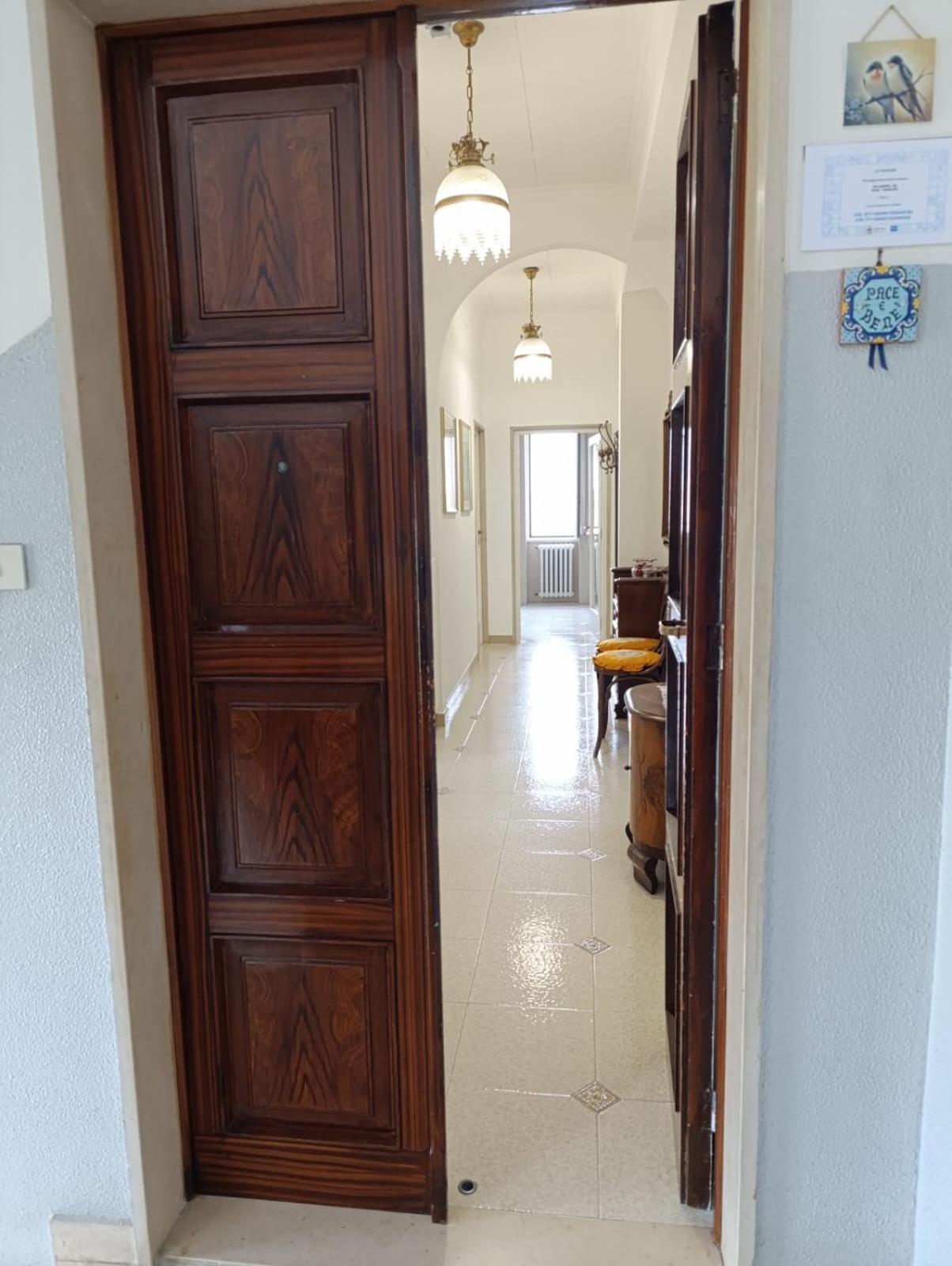 Le Rondini Apartment ตรานิ ภายนอก รูปภาพ
